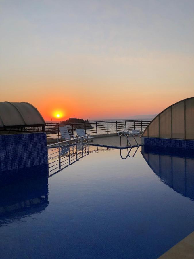Kayhanbey Hotel Kuşadası Buitenkant foto