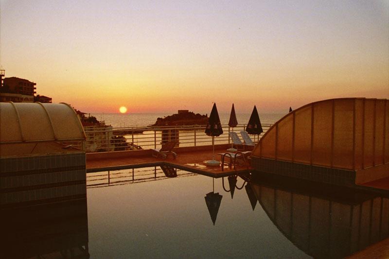 Kayhanbey Hotel Kuşadası Buitenkant foto