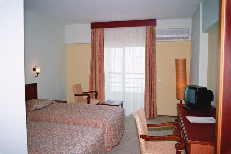 Kayhanbey Hotel Kuşadası Buitenkant foto