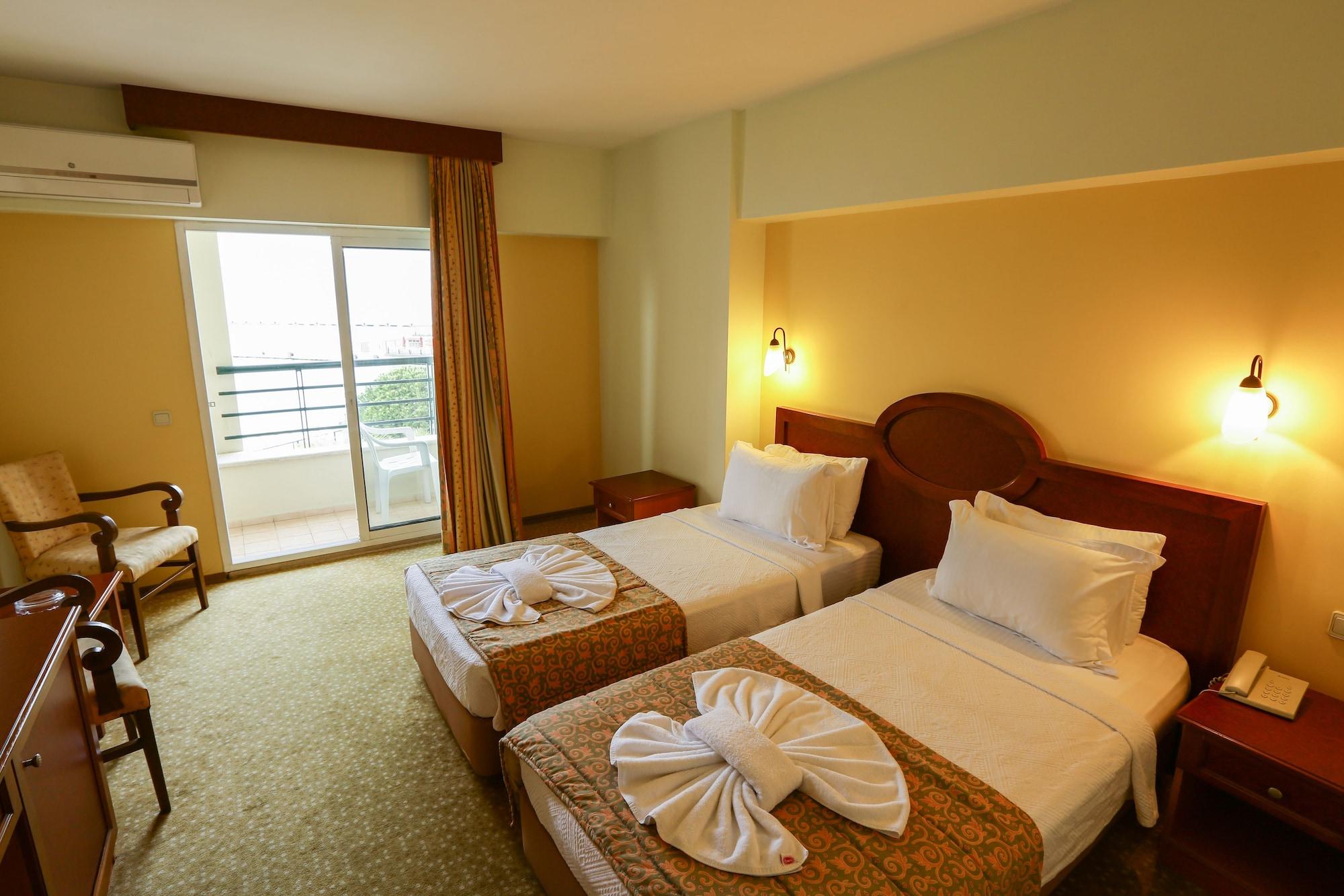 Kayhanbey Hotel Kuşadası Buitenkant foto