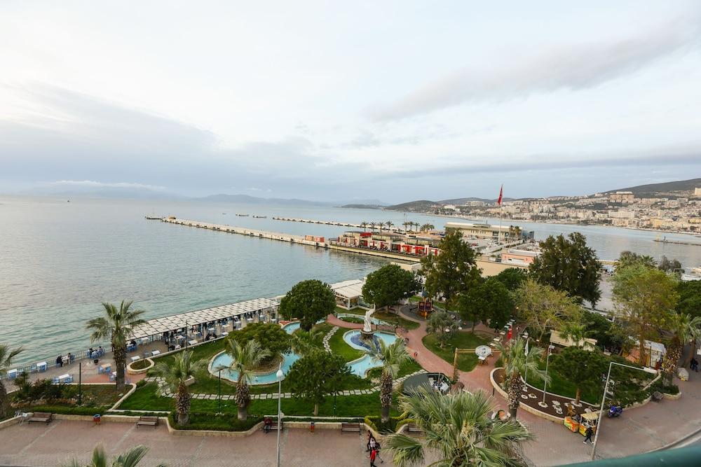 Kayhanbey Hotel Kuşadası Buitenkant foto
