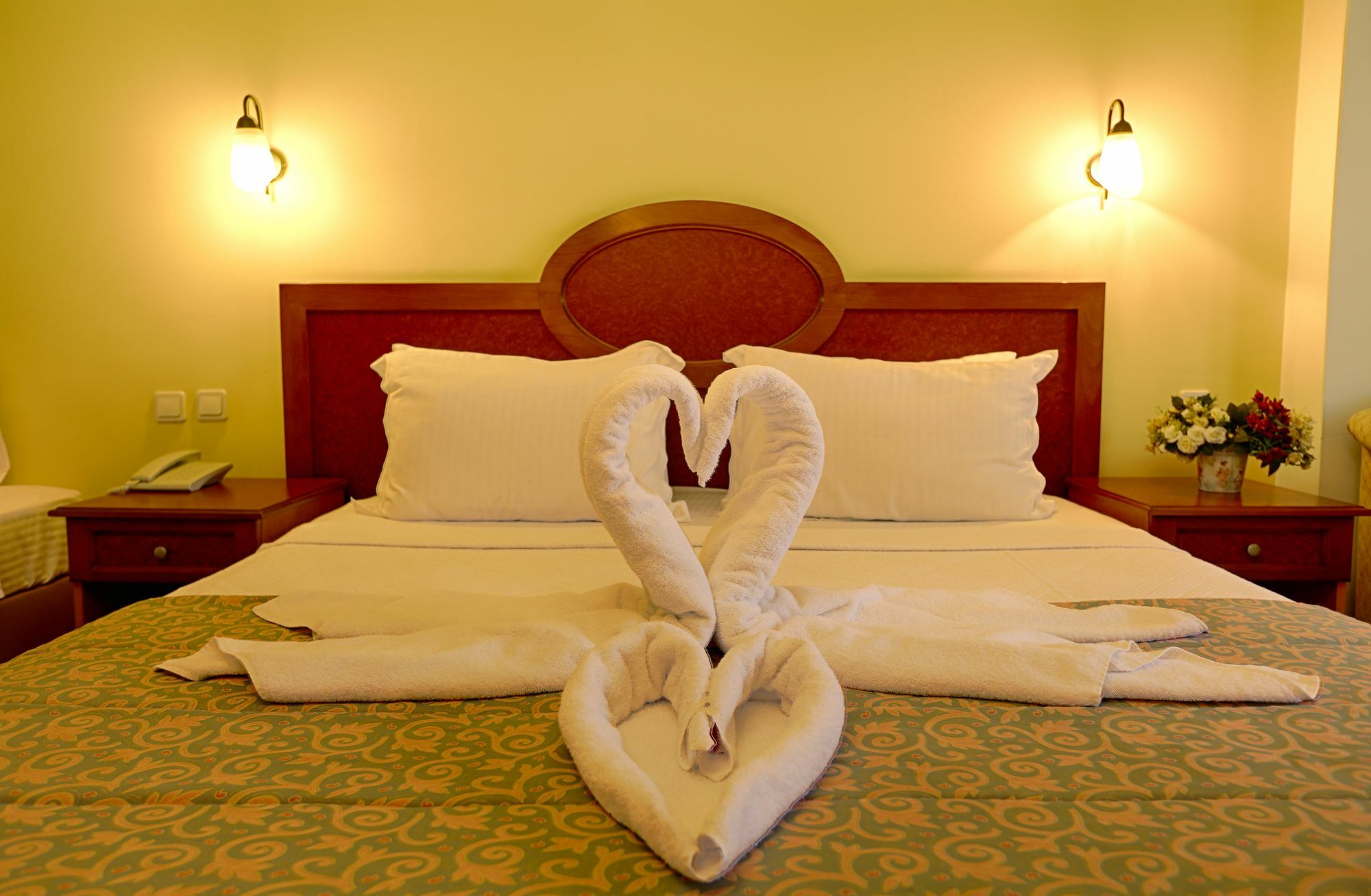Kayhanbey Hotel Kuşadası Buitenkant foto