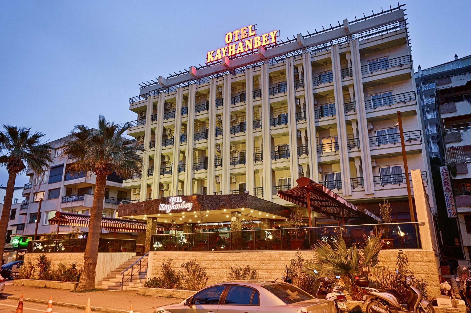 Kayhanbey Hotel Kuşadası Buitenkant foto